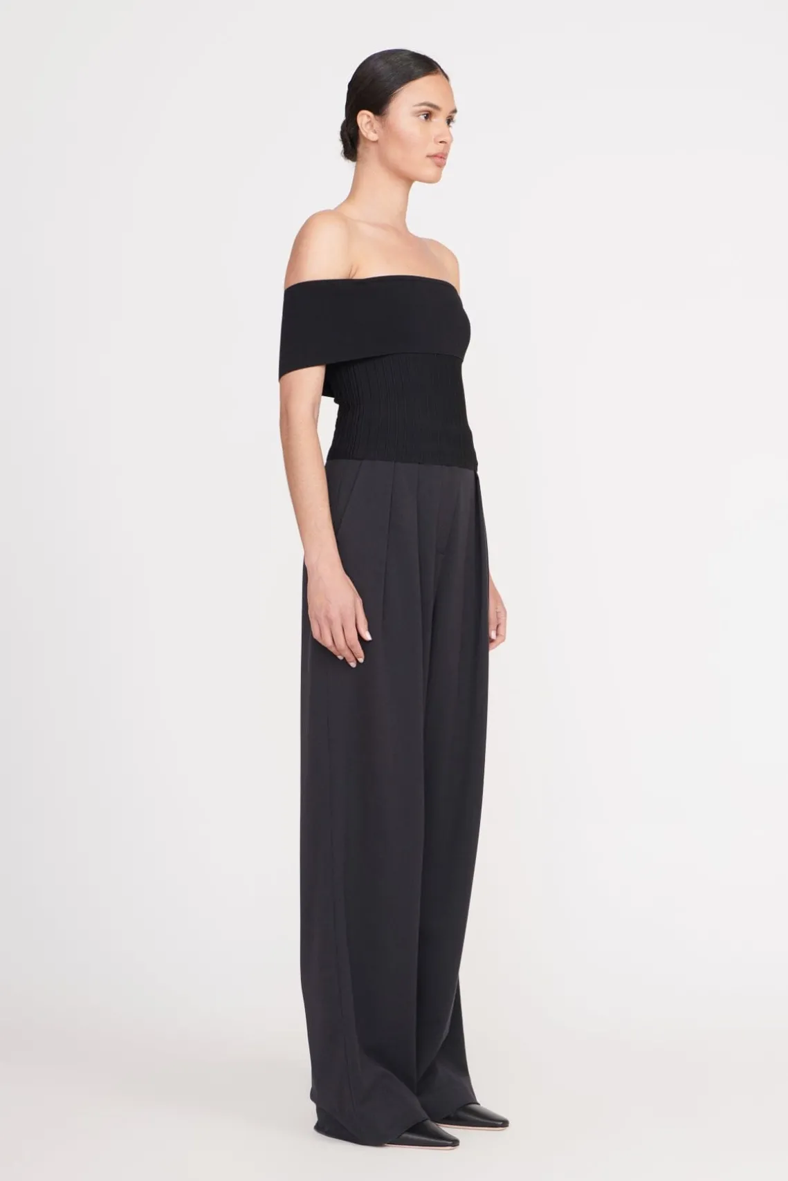 ARTISTRY TOP BLACK