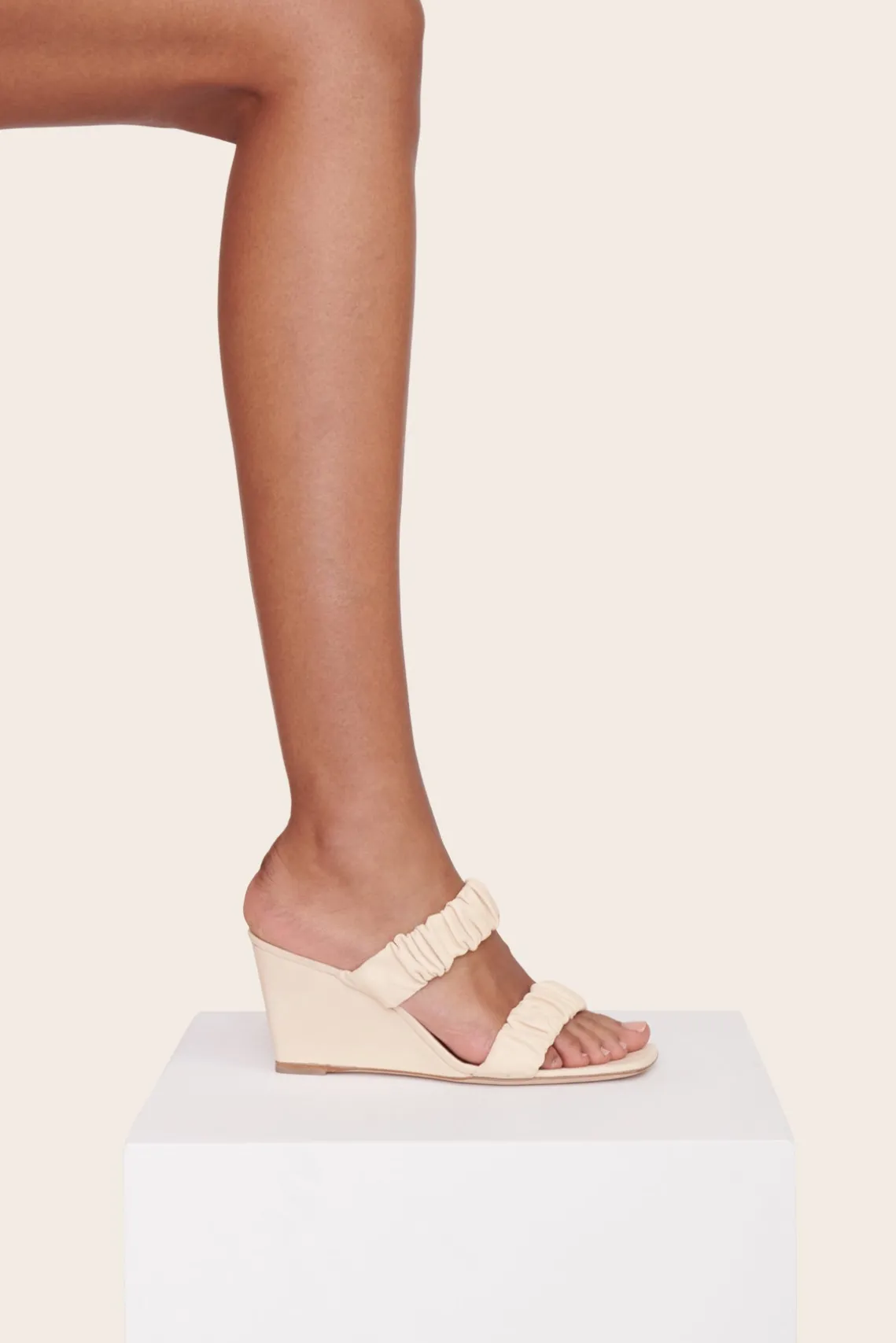 FRANKIE WEDGE CREAM