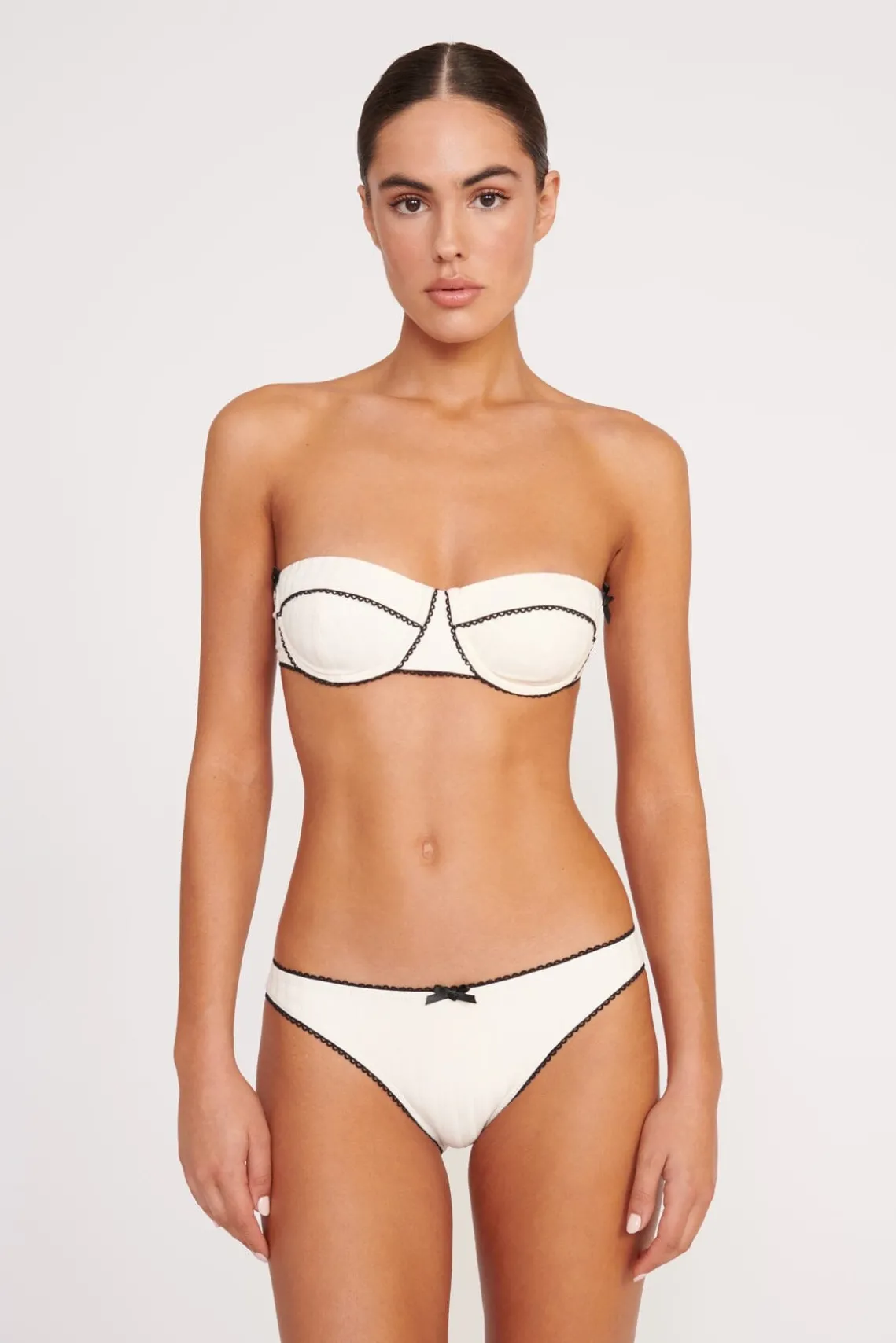 JO BALCONETTE BIKINI TOP IVORY BLACK