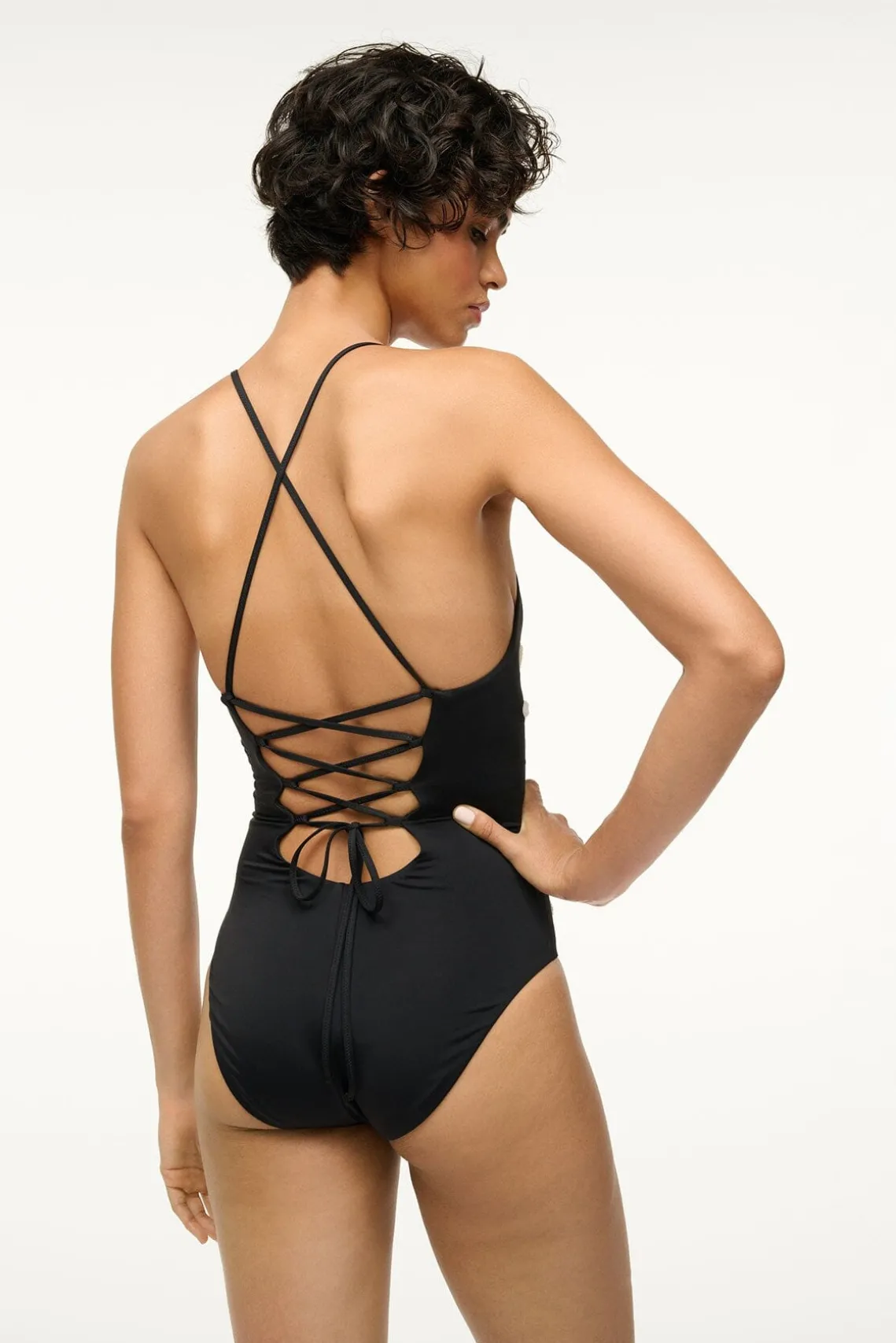 NAHLA ONE PIECE BLACK