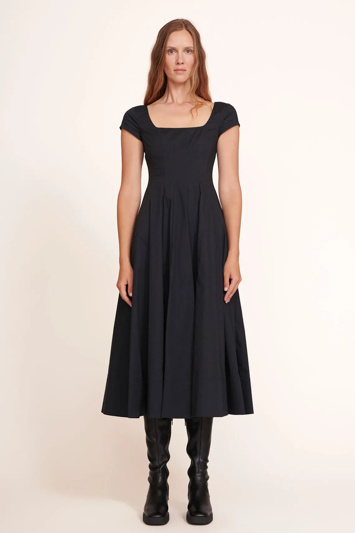SHORT SLEEVE WELLS DRESS BLACK