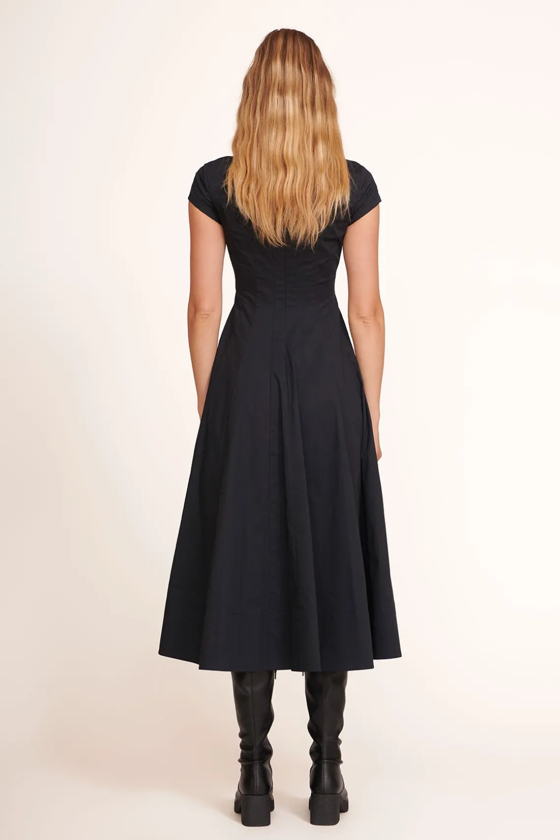 SHORT SLEEVE WELLS DRESS BLACK