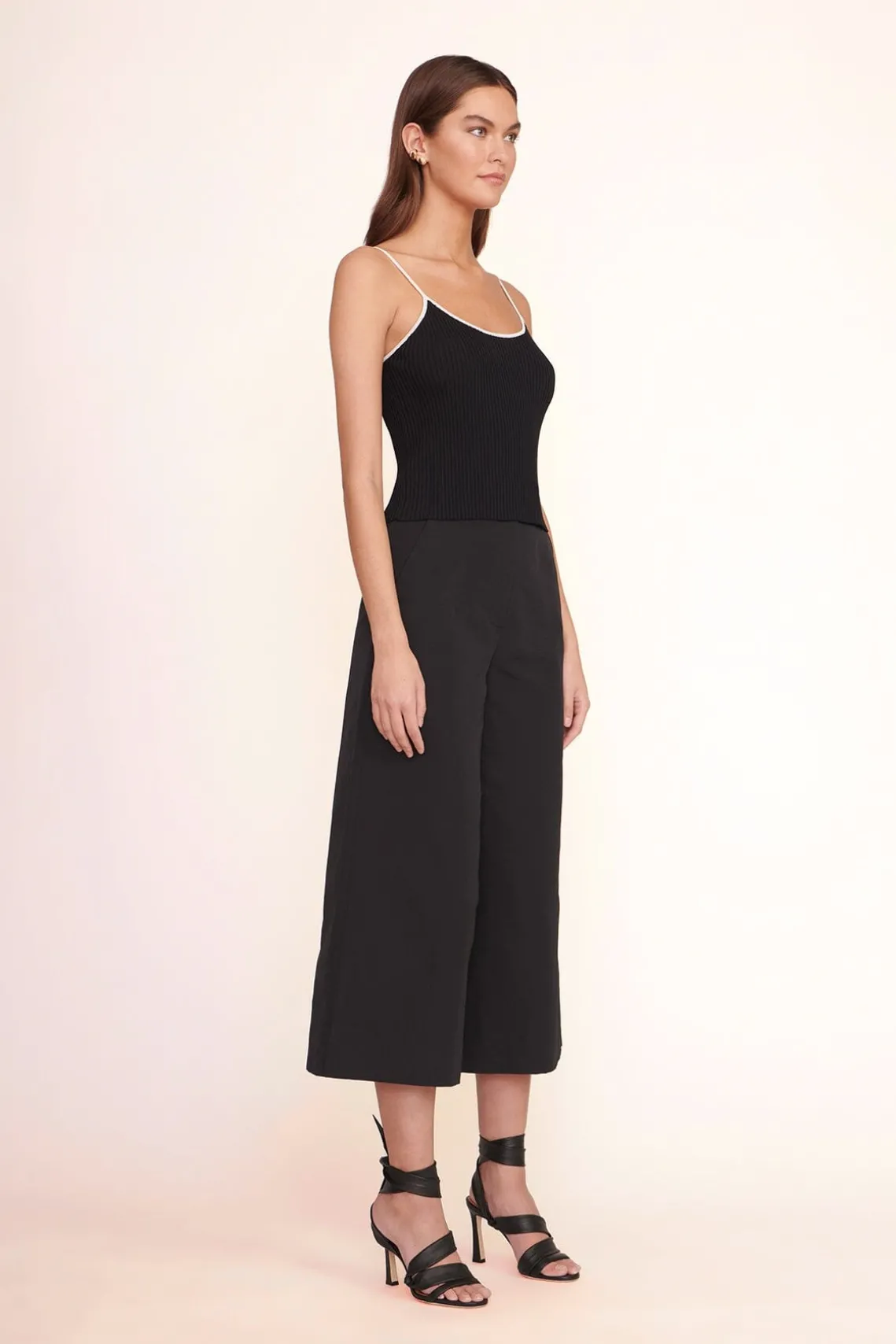 SOLEIL TOP BLACK WHITE