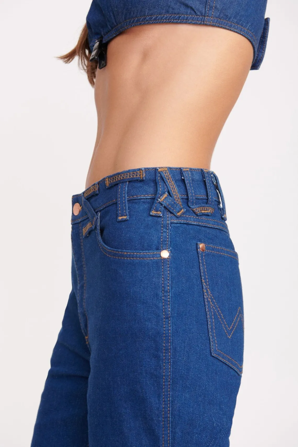 STAUD + WRANGLER THE STRAIGHT CUT JEAN DARK RINSE
