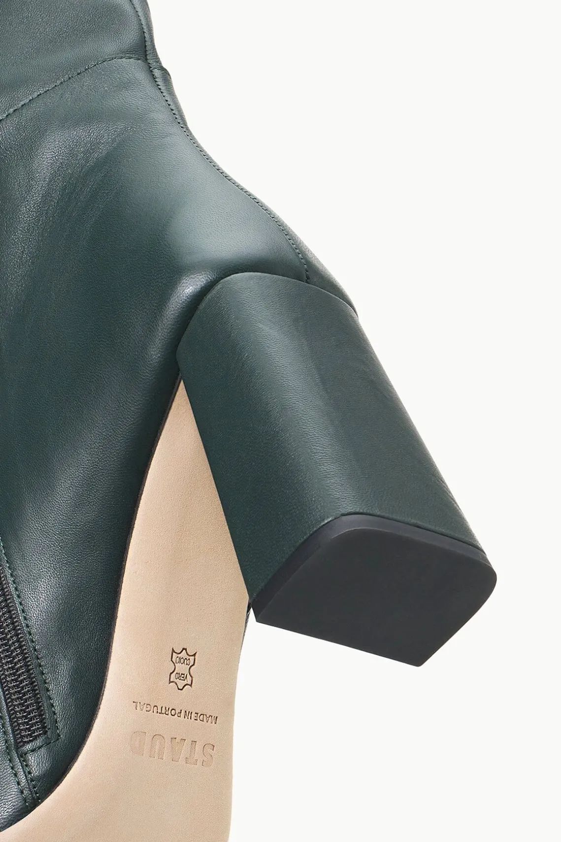 SYD BOOT PINE