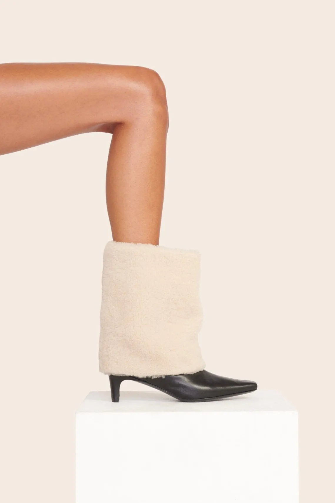 WALLY FOLDOVER BOOT BLACK CREAM